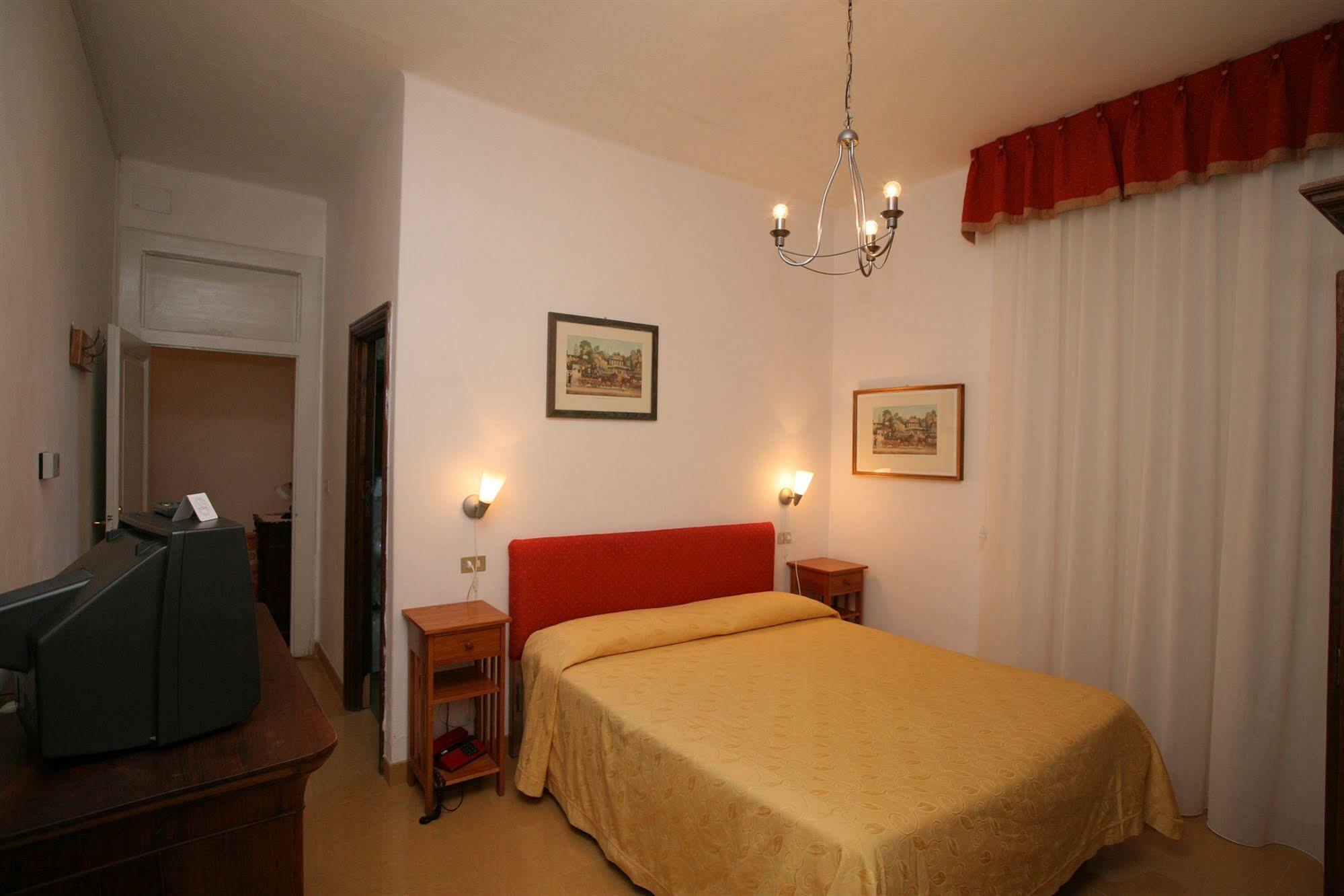 Hotel Roma Сканно Экстерьер фото